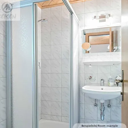 Christine Apartment *